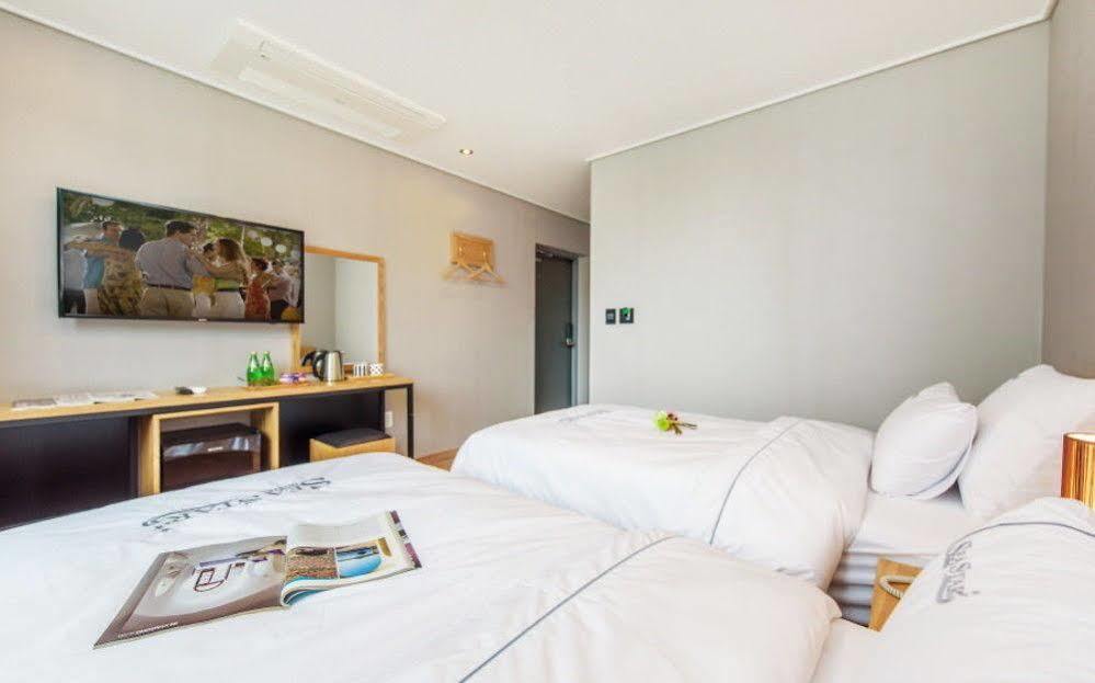 יאוסו Sea Star Hostel מראה חיצוני תמונה